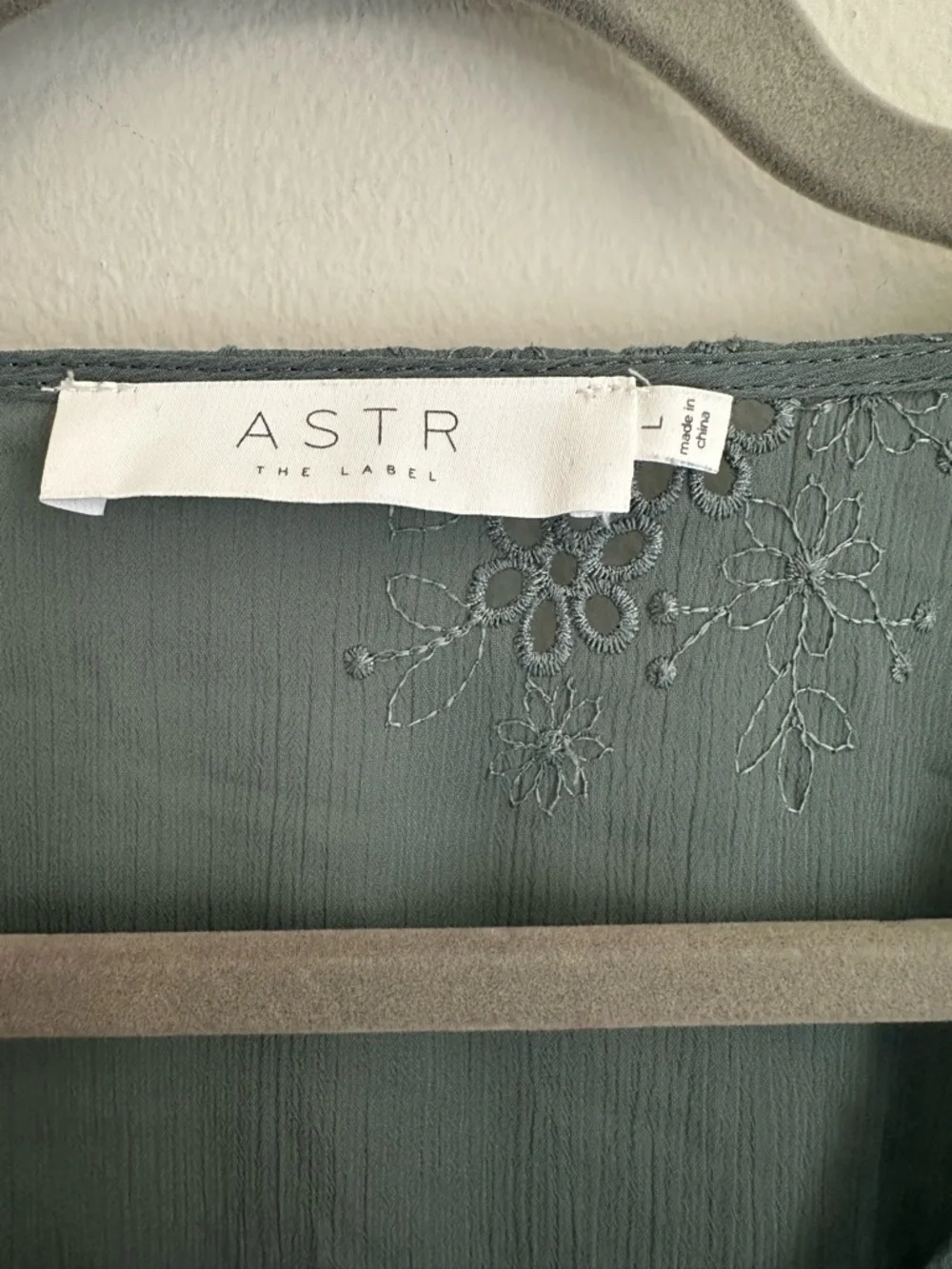 ASTR Blouse Sheer Floral Eyelet Fabric Elastic Waist Long Sleeve Peplum Green L